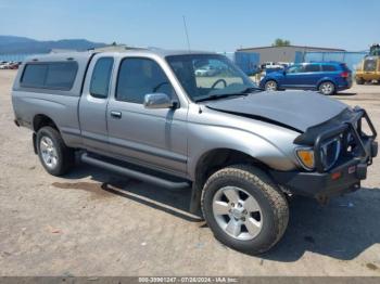  Salvage Toyota Tacoma