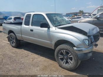  Salvage Toyota Tacoma