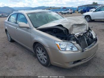  Salvage Toyota Avalon