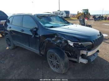  Salvage Jeep Cherokee