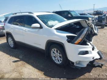  Salvage Jeep Cherokee