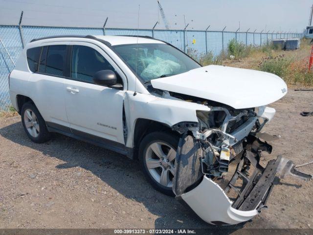  Salvage Jeep Compass