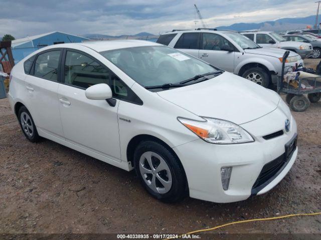  Salvage Toyota Prius