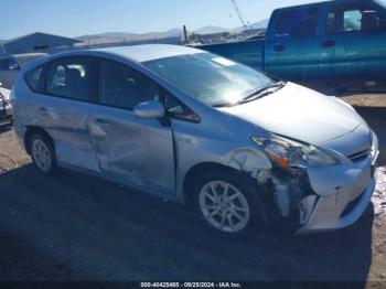  Salvage Toyota Prius v