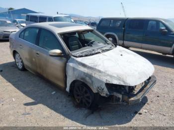  Salvage Volkswagen Jetta