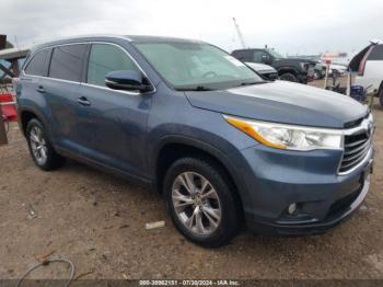  Salvage Toyota Highlander