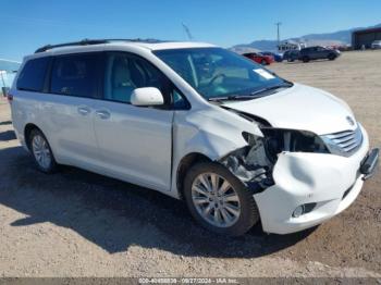  Salvage Toyota Sienna