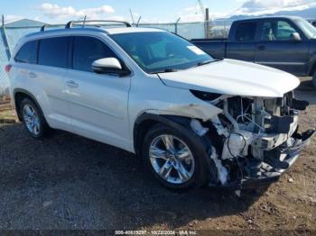  Salvage Toyota Highlander