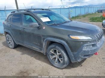  Salvage Jeep Cherokee