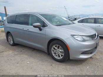  Salvage Chrysler Pacifica