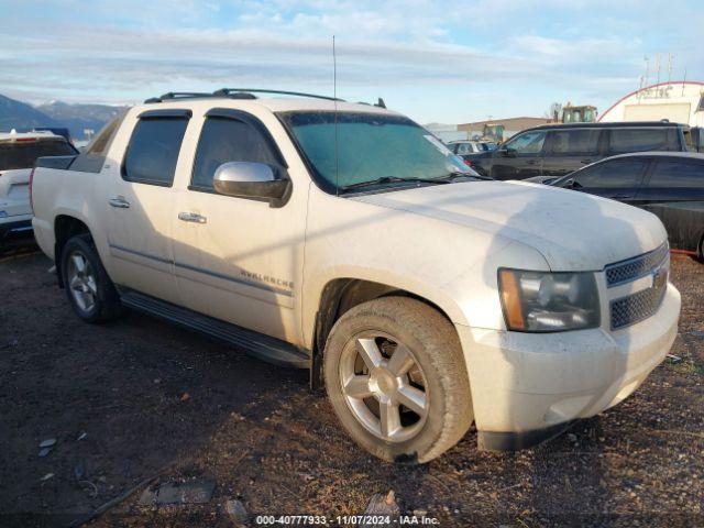  Salvage Chevrolet Avalanche 1500