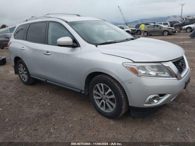  Salvage Nissan Pathfinder