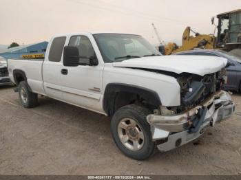  Salvage Chevrolet Silverado 2500