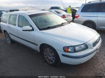  Salvage Volvo V70