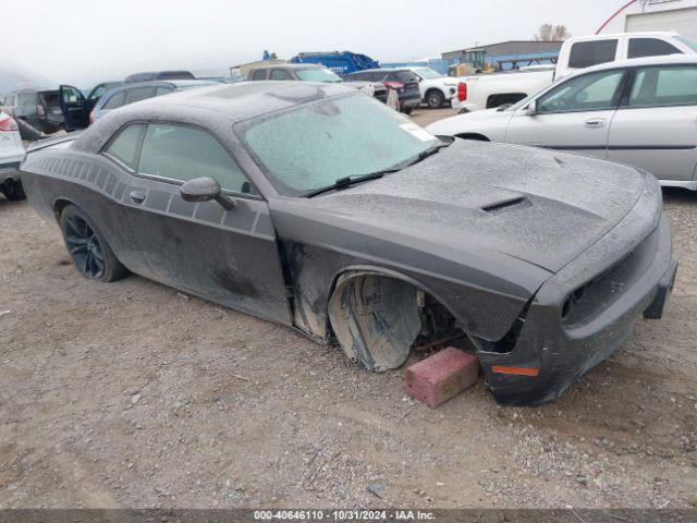  Salvage Dodge Challenger