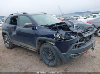  Salvage Jeep Cherokee