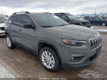  Salvage Jeep Cherokee