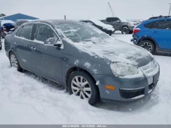  Salvage Volkswagen Jetta