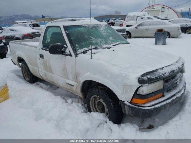  Salvage Chevrolet S-10