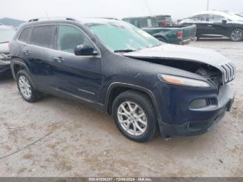  Salvage Jeep Cherokee