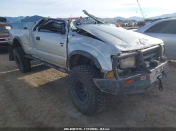  Salvage Toyota Tacoma