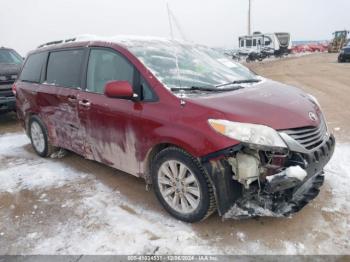  Salvage Toyota Sienna