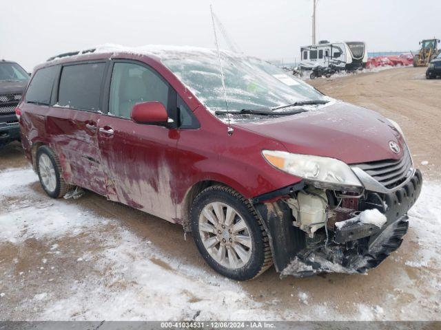  Salvage Toyota Sienna