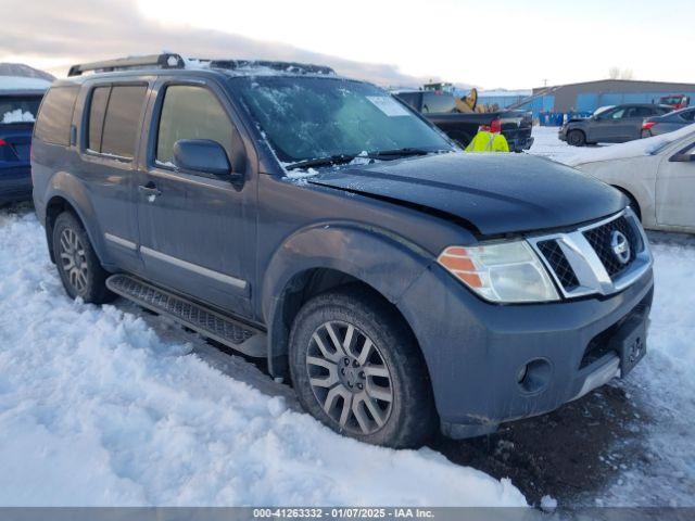  Salvage Nissan Pathfinder