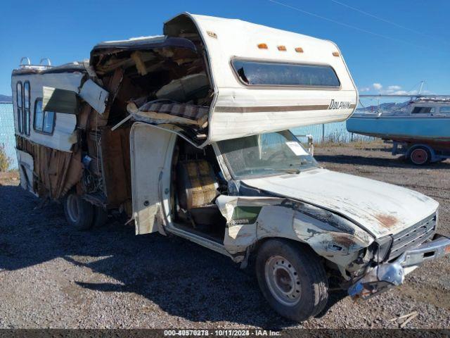  Salvage Toyota Pickup