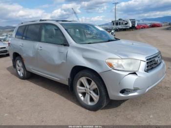  Salvage Toyota Highlander