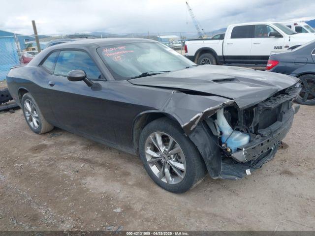  Salvage Dodge Challenger