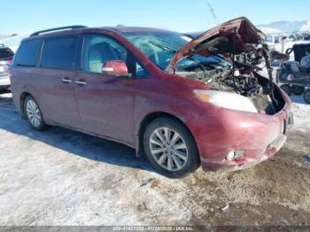  Salvage Toyota Sienna