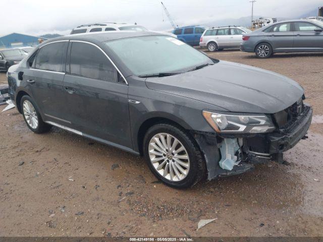  Salvage Volkswagen Passat