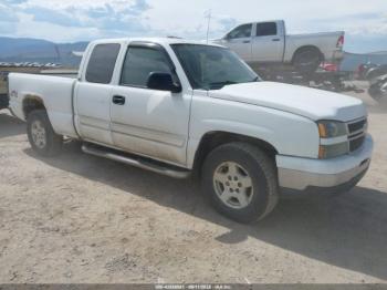  Salvage Chevrolet Silverado 1500