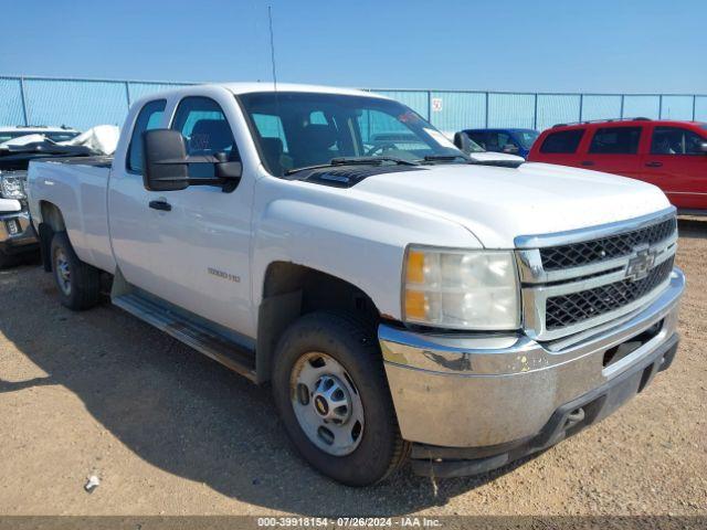  Salvage Chevrolet Silverado 2500