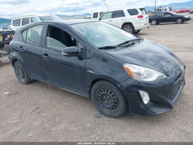  Salvage Toyota Prius c