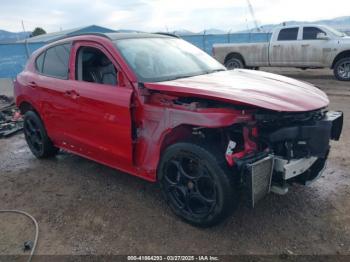  Salvage Alfa Romeo Stelvio