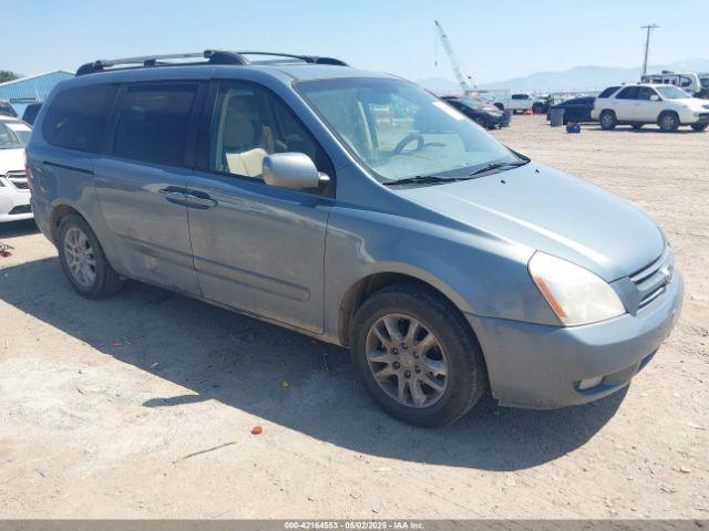  Salvage Kia Sedona