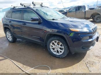  Salvage Jeep Cherokee