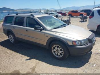  Salvage Volvo XC70