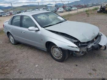  Salvage Saturn L200