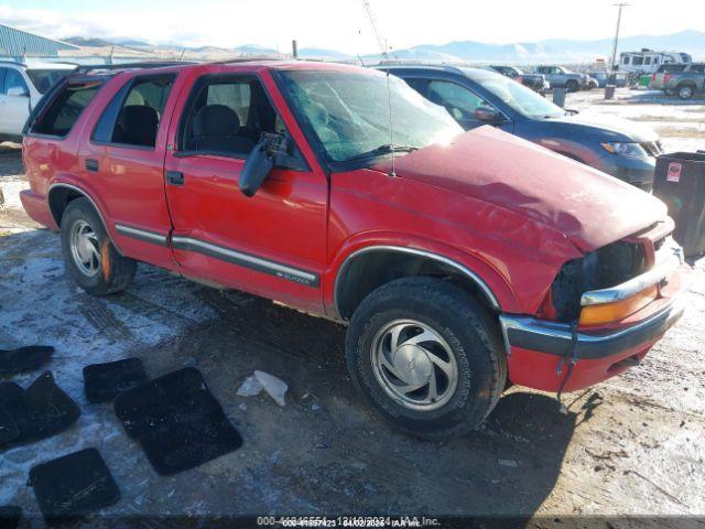  Salvage Chevrolet Blazer