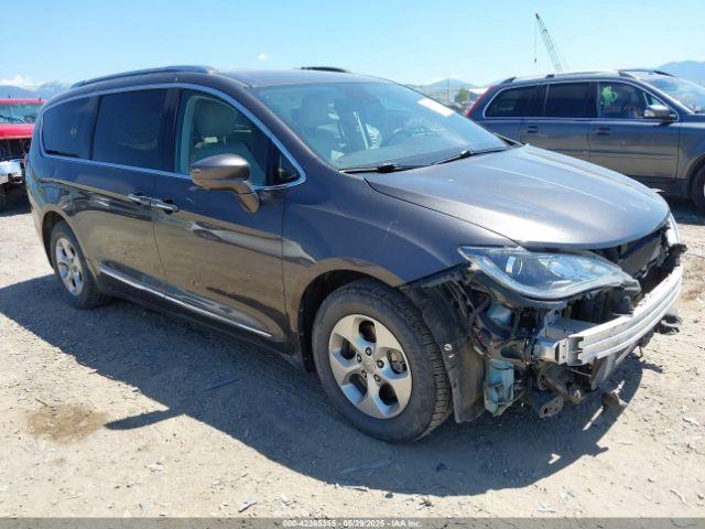 Salvage Chrysler Pacifica