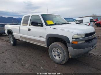  Salvage Chevrolet Silverado 2500