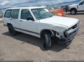  Salvage Chevrolet Blazer