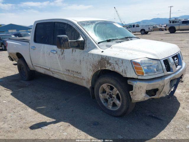  Salvage Nissan Titan