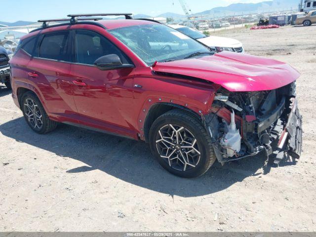  Salvage Hyundai TUCSON