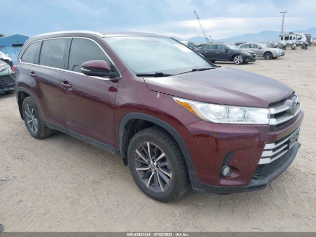  Salvage Toyota Highlander