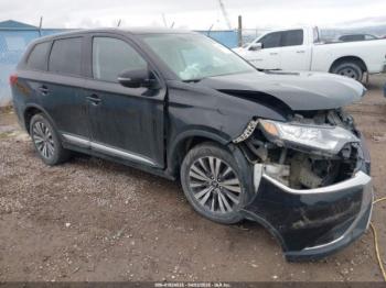  Salvage Mitsubishi Outlander