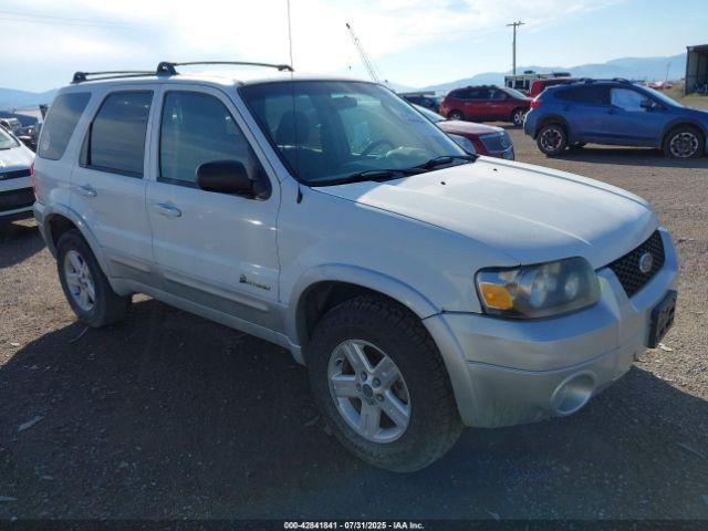  Salvage Ford Escape